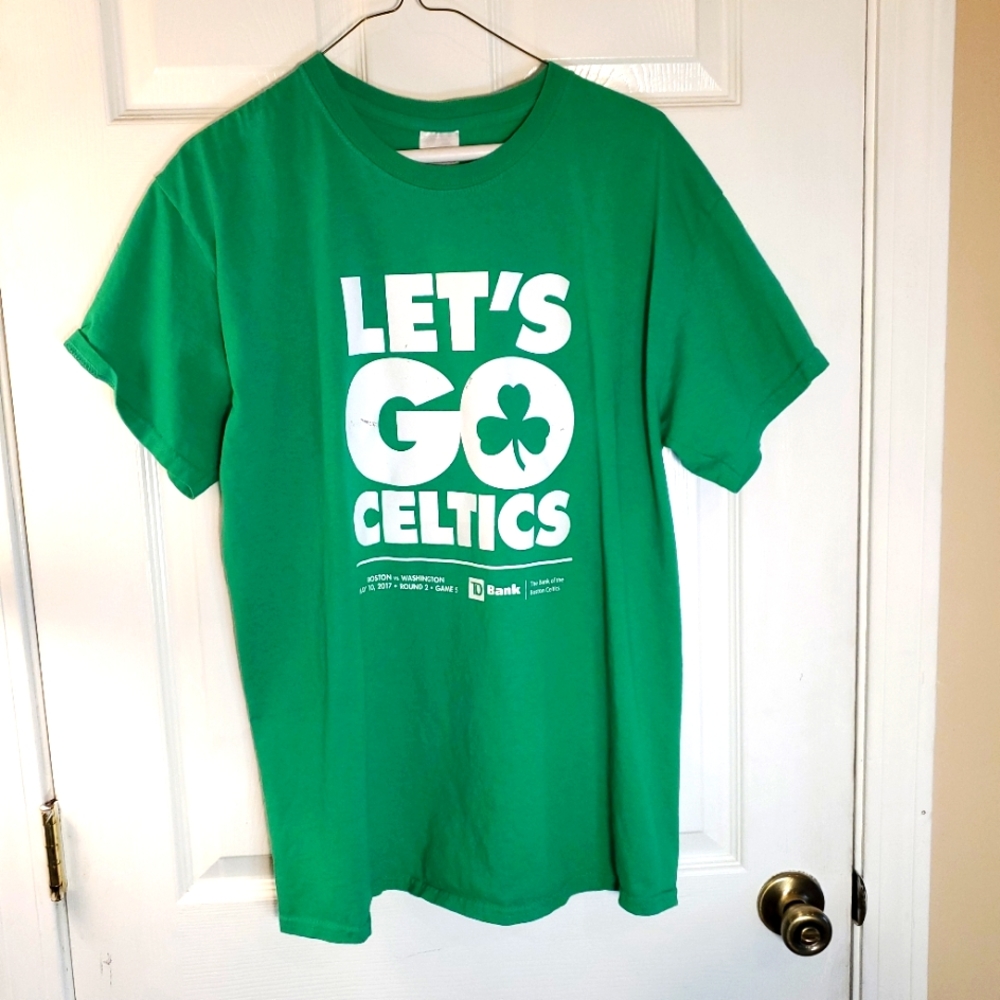 Game 5 Freebie vs Washington 5/17 Mens Green Large Gildan Unworn L